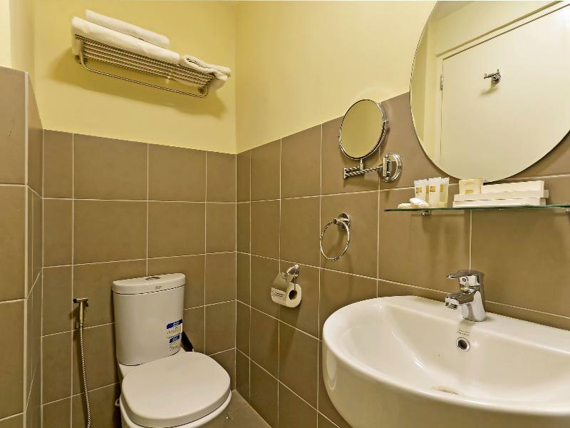 Currency Serviced Suites Pasig City Eksteriør billede